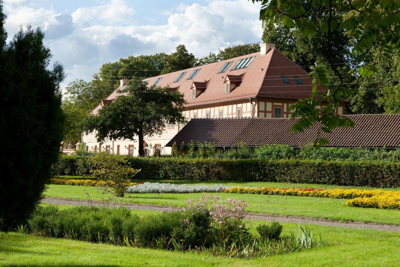 Urlaubsresidenz Marstall Und Kanzlei Im Schlossensemble Luebbenau Exterior photo